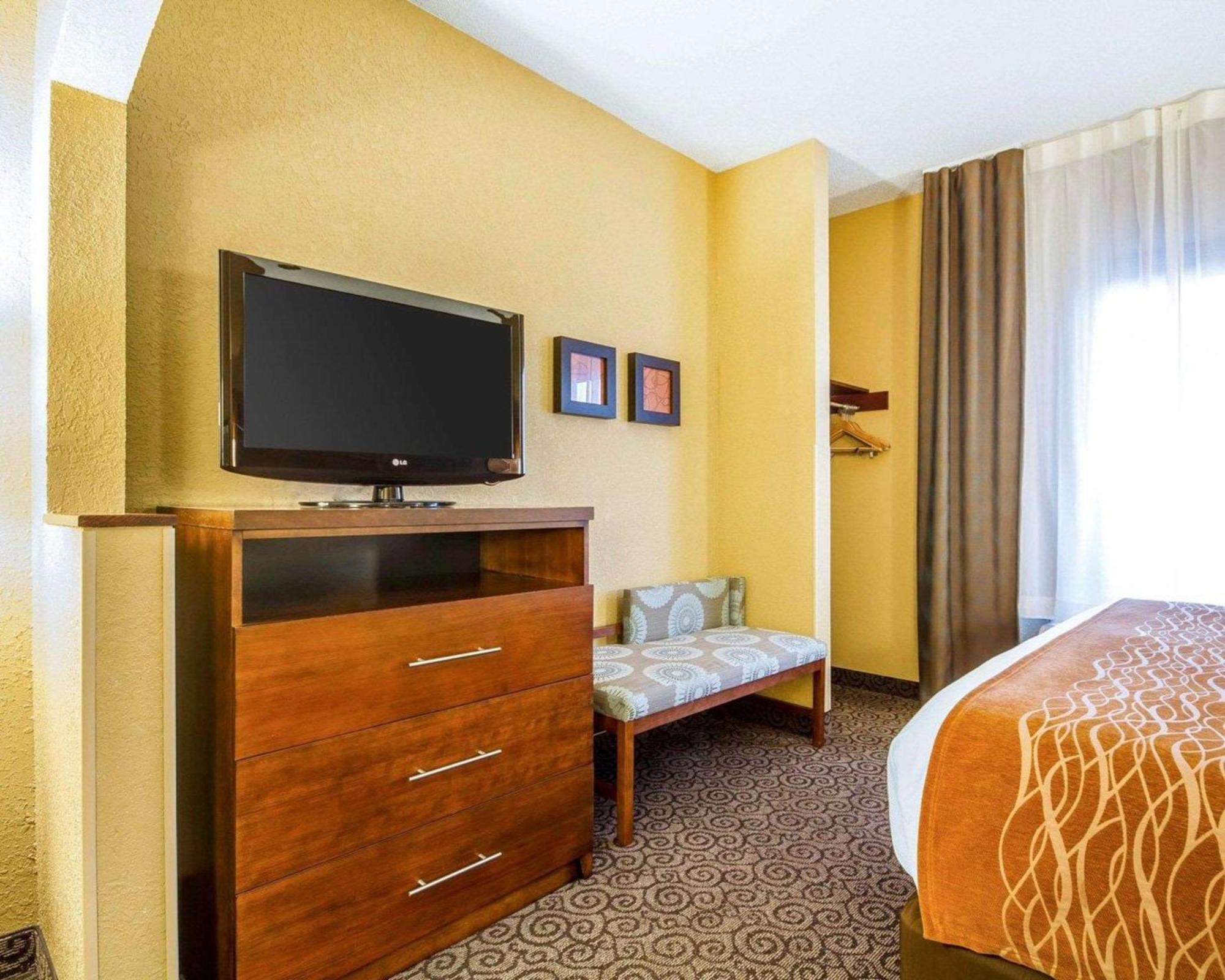 Comfort Suites Ramsey Esterno foto