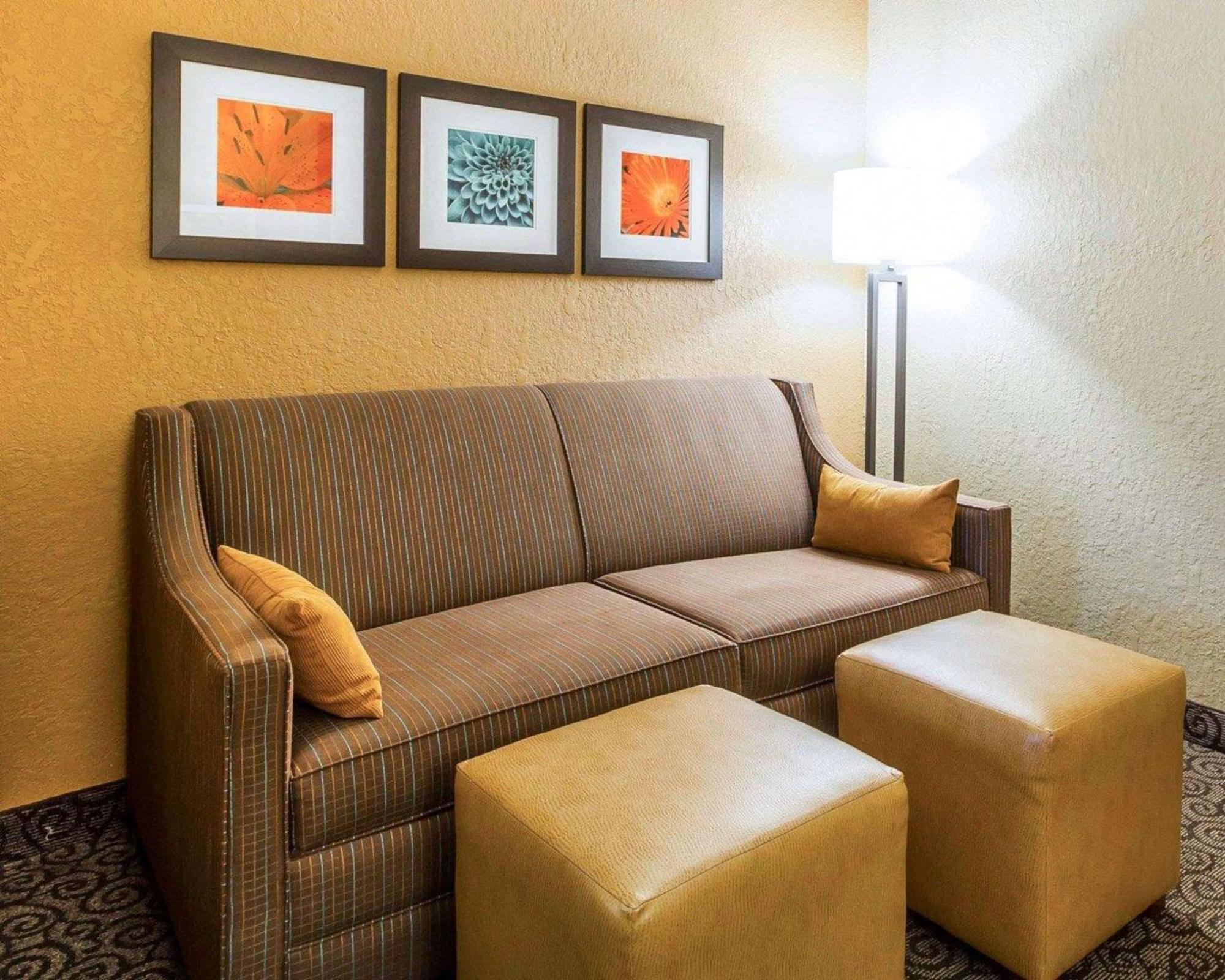 Comfort Suites Ramsey Esterno foto